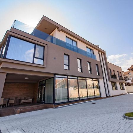 Vila Sarisa デヴァ エクステリア 写真