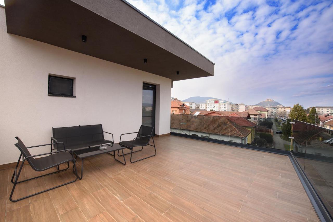 Vila Sarisa デヴァ エクステリア 写真